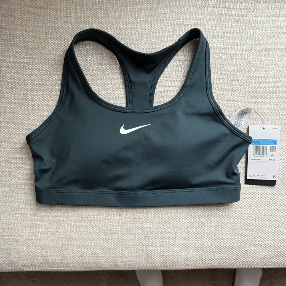 Nike Swoosh Medium Support Sports Bra